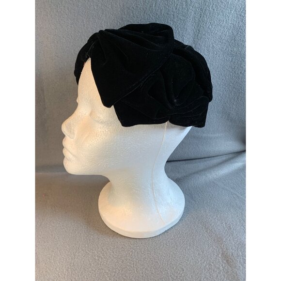 Ladies Black Velvet Layered Hat Vintage